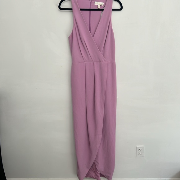 DRESS THE POPULATION Ariel Lavender Tulip Wrap M - Picture 7 of 13